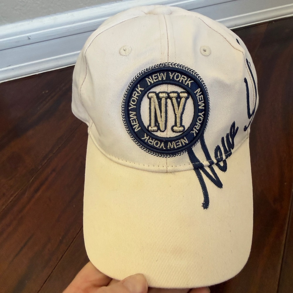 Robin Ruth New York NY‎ White Adjustable Embroidered Baseball Cap Hat Unisex OS